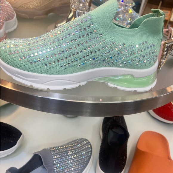 Diva Spring Collection - Picture 4 of 8